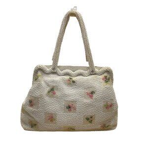 Petite-Bead Womens White Beaded Floral Vintage Scalloped Design Handbag